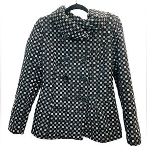 FIMKAREA women’s jacket with cowl neckline secured with a button Size Medium